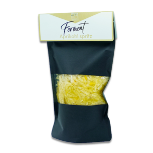 Ferment Aprikol-Spritz 300g Verpackung mit Kohlrabi Aprikosen Ferment auf weißem Hintergrund